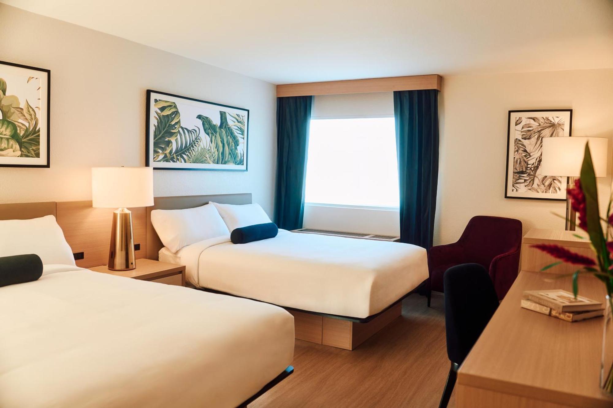 Superior Queen Room – Pool View,1704934936:JPEG